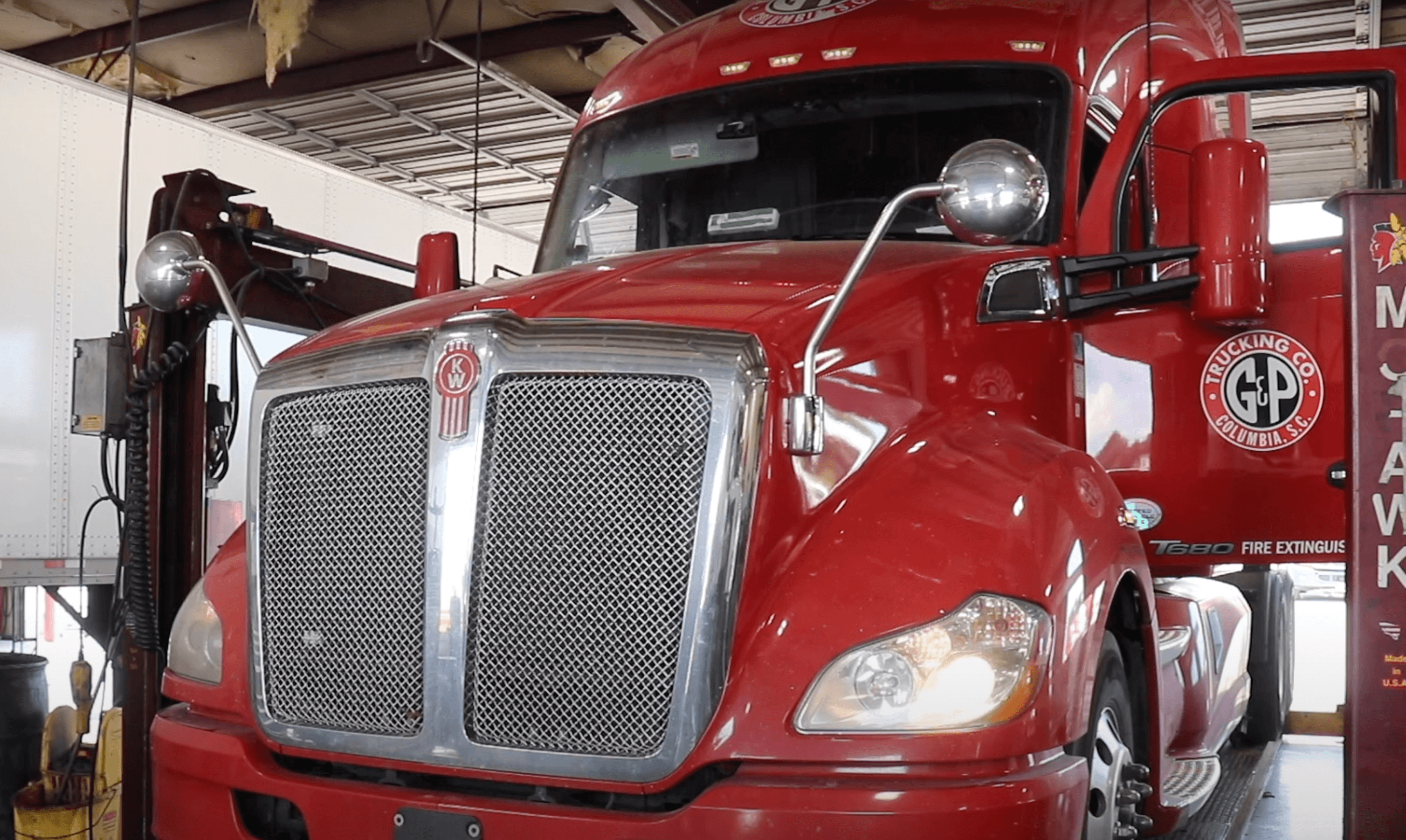 this image shows mobile truck repair in Great Neck, NY